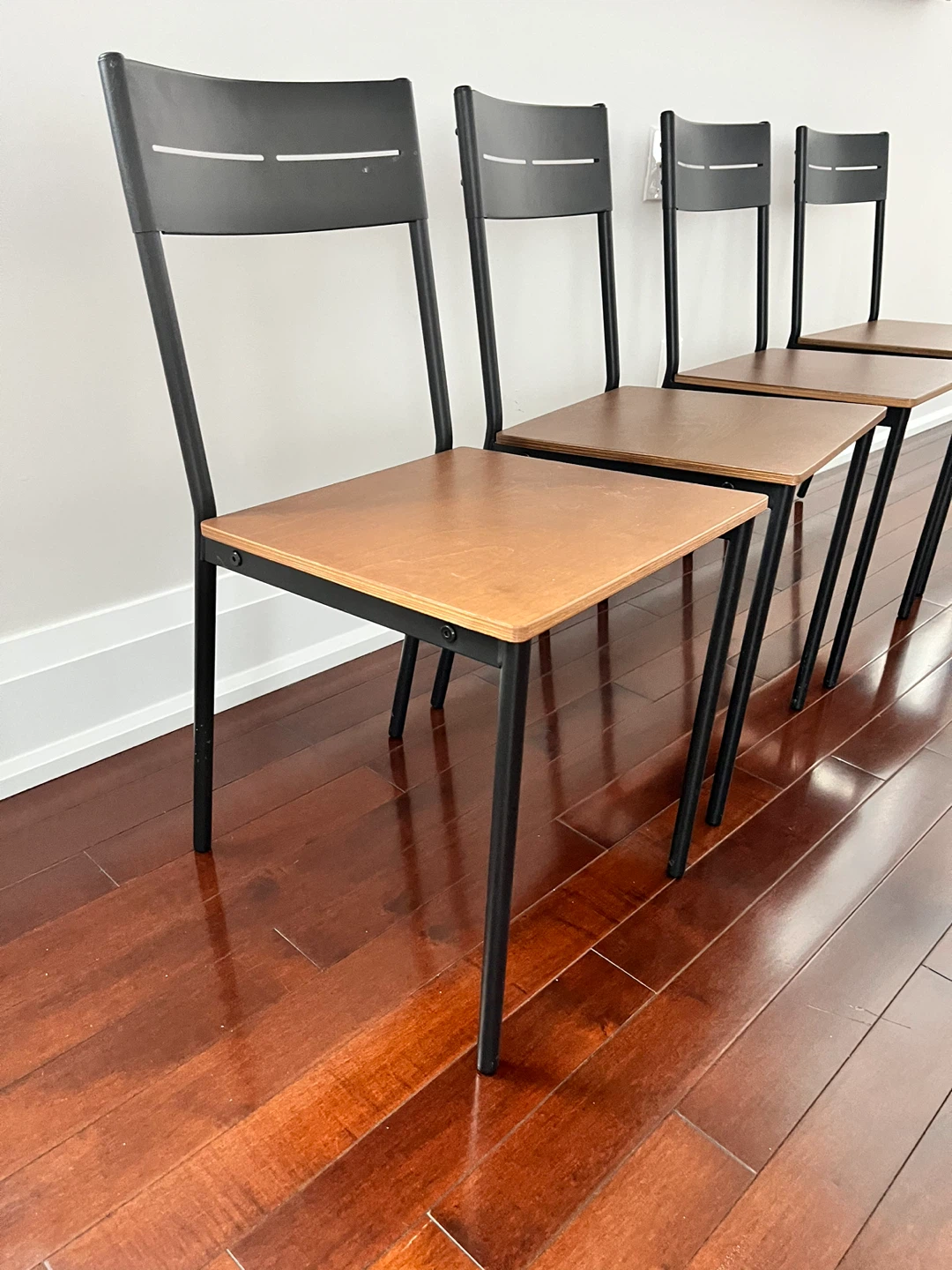 Set of 4 Modern Dining Chairs metal and wood - photo 3