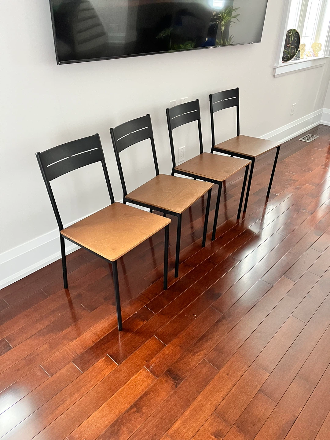 Set of 4 Modern Dining Chairs metal and wood - photo 2