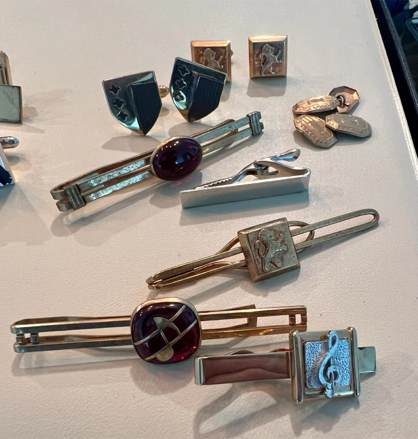 Vintage -ten pairs Cufflinks and five Tie Clips - photo 2
