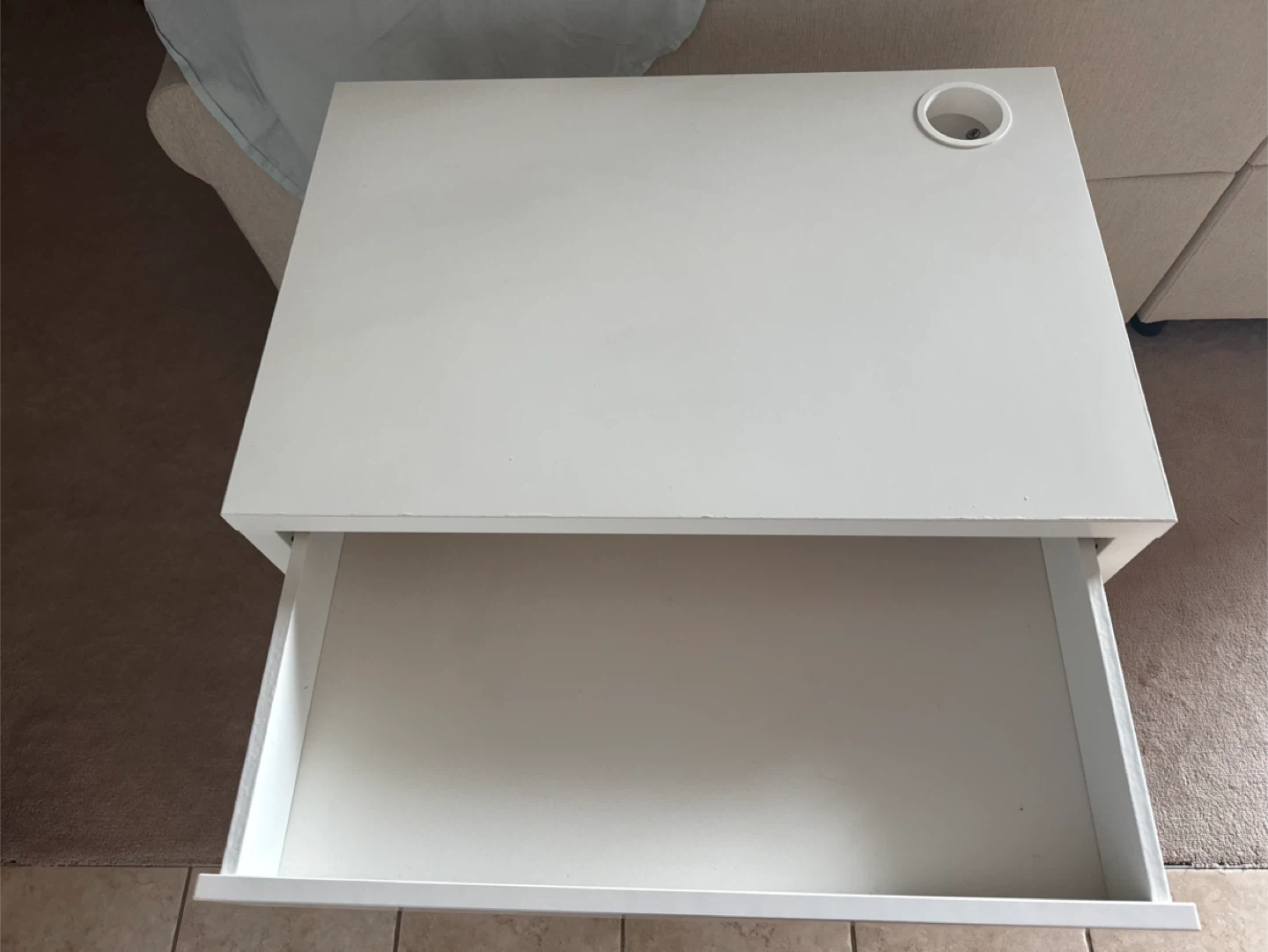 IKEA MICKE Desk - White - photo 3