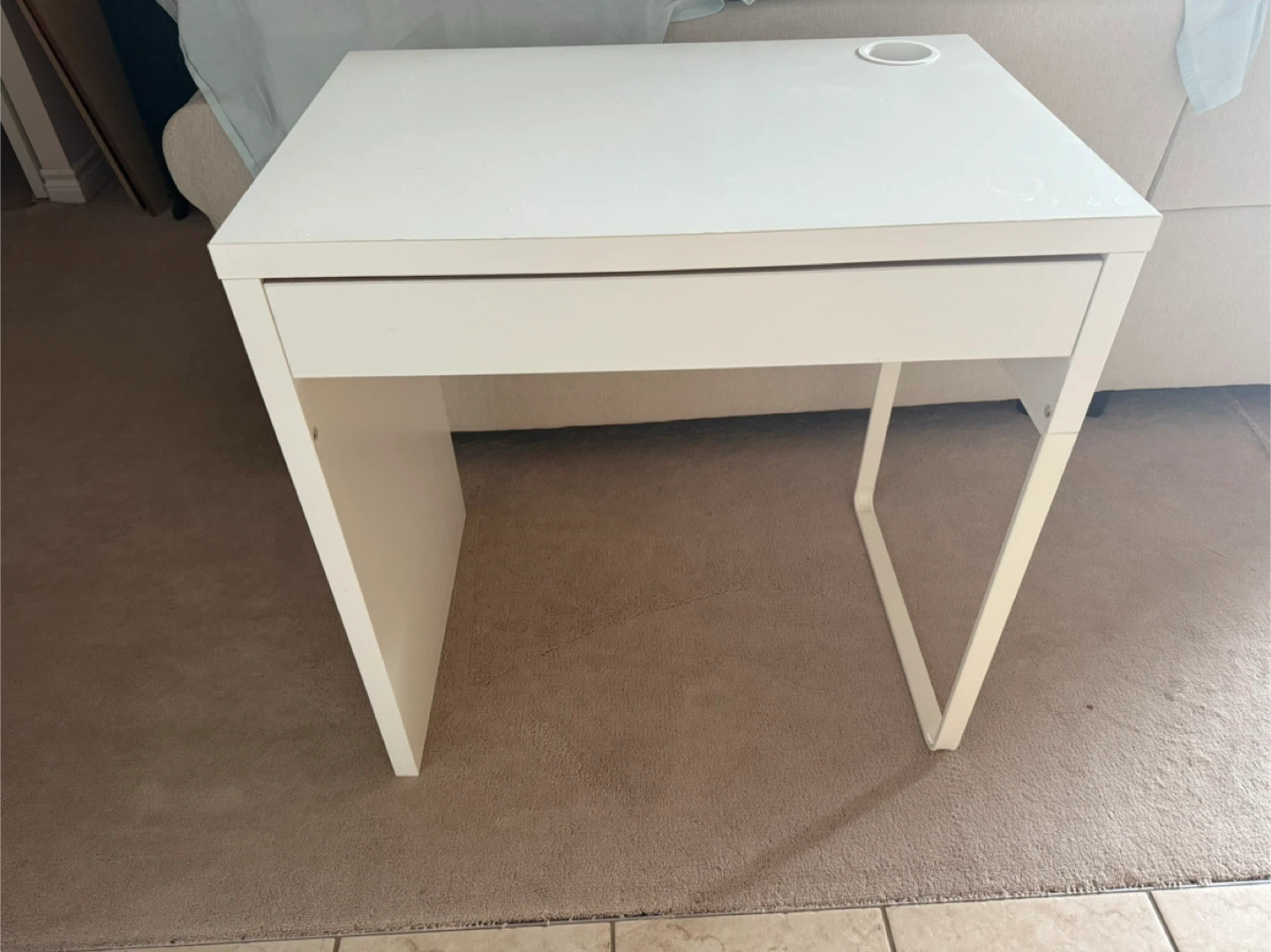 IKEA MICKE Desk - White - photo 4