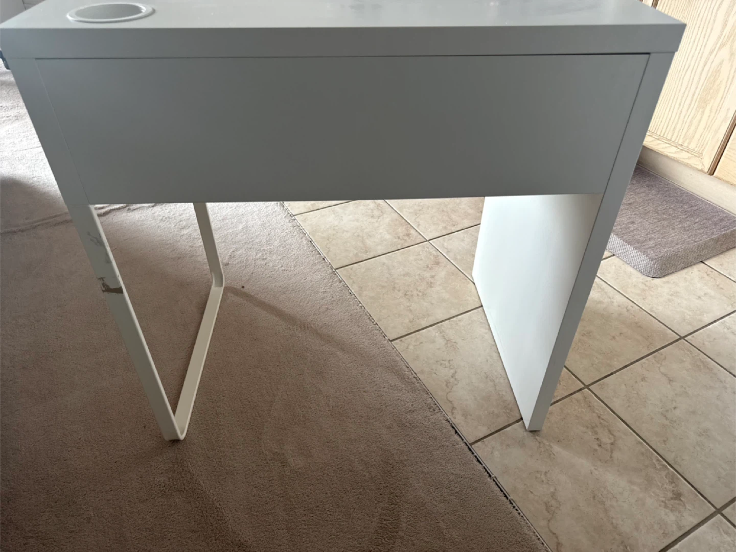 IKEA MICKE Desk - White - photo 2
