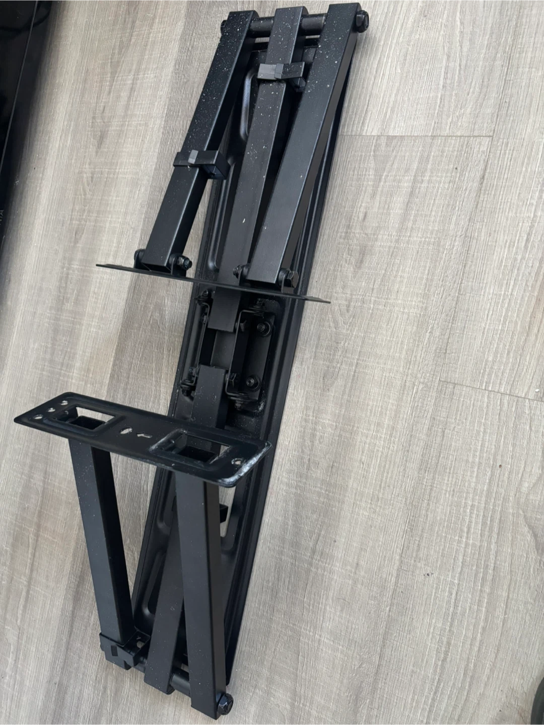 Black Articulating TV Wall Mount Bracket 45-75in tv