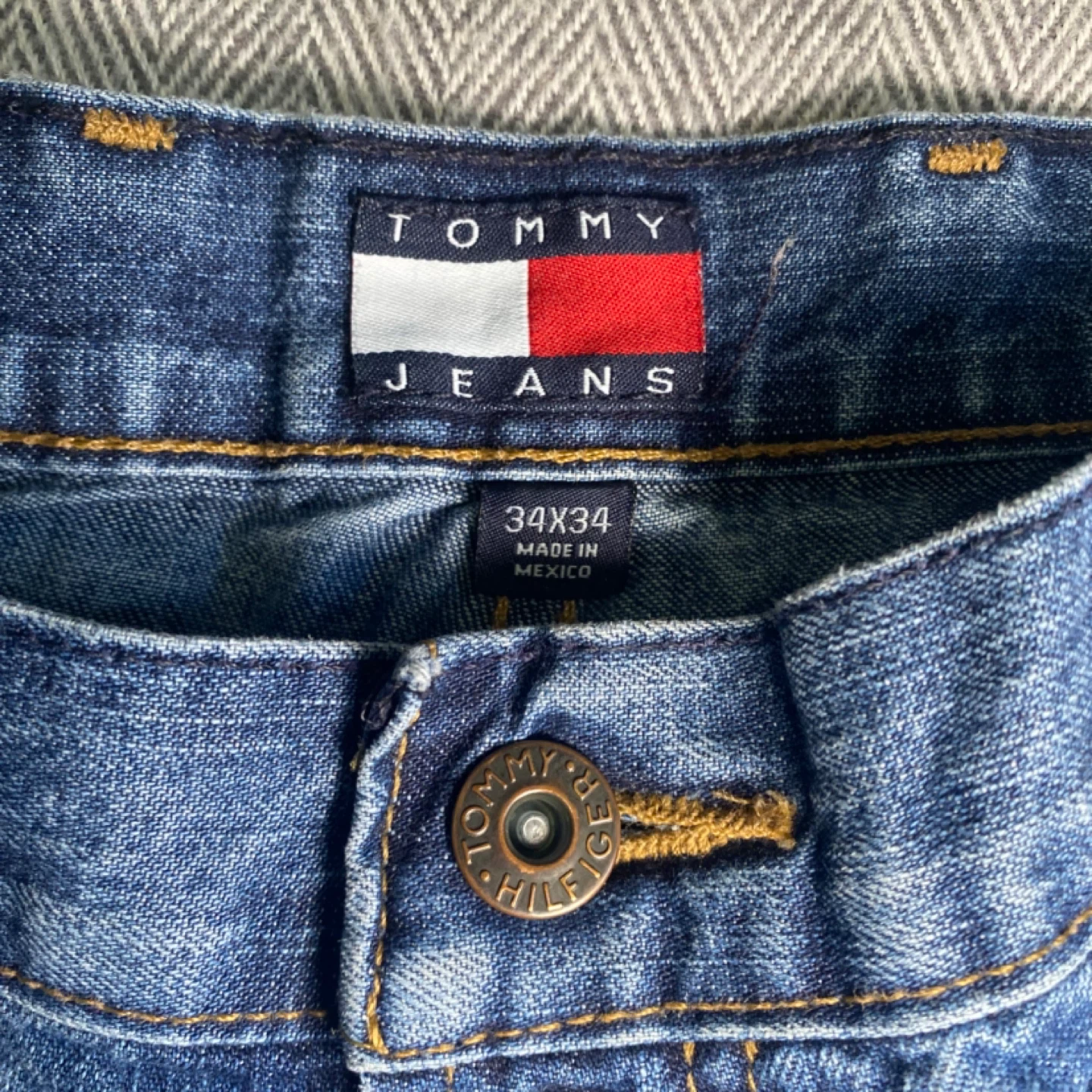 Vintage Tommy Hilfiger Jeans - Size 34x34 - photo 2