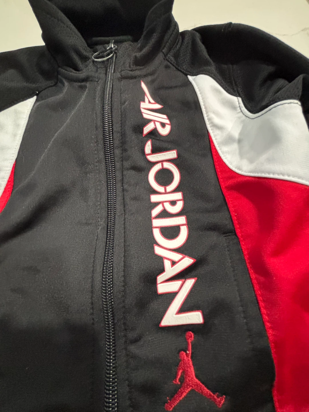 Infant Air Jordan Jacket 12M Excellent Condition - photo 2