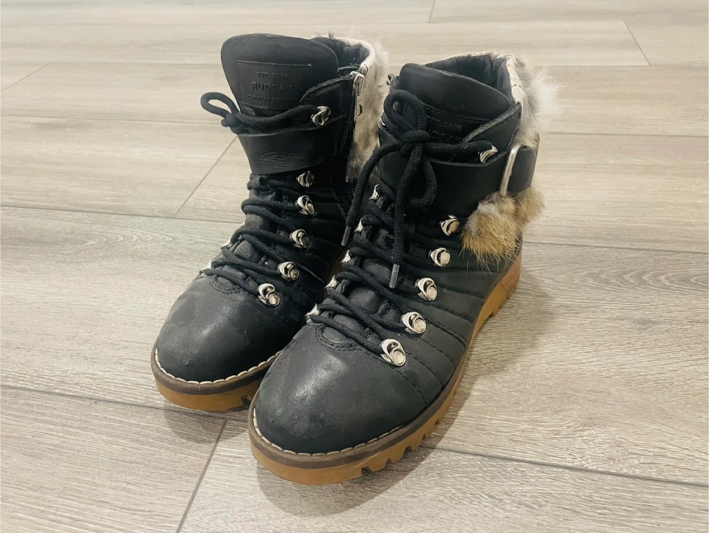 Rugged Black Leather Fur Trimmed Boots - Size 36