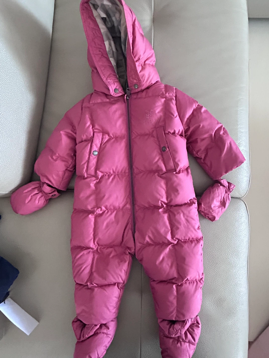 Burberry Pink Down Snowsuit - 9M - photo 4