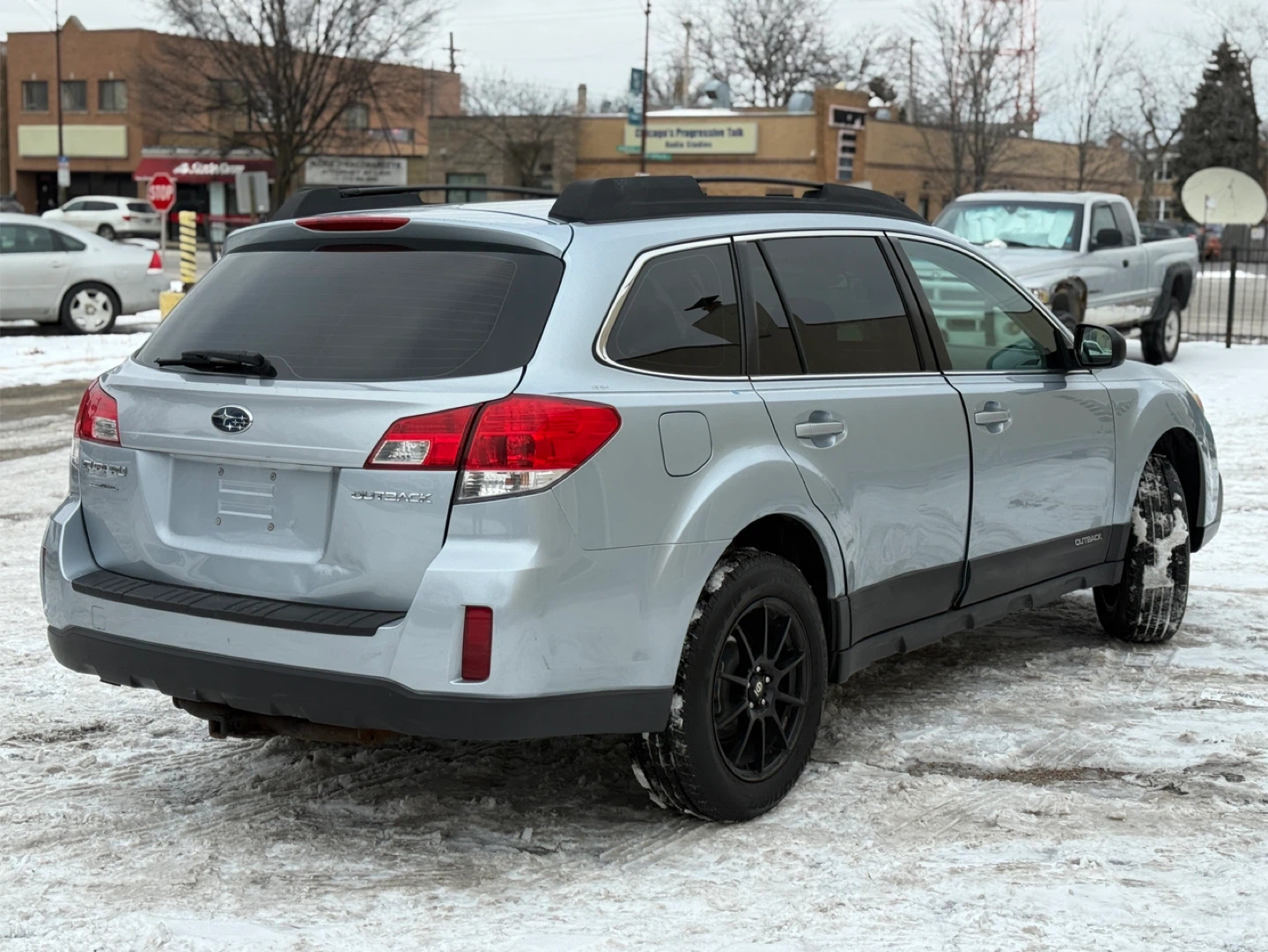 2013 Subaru Outback 2.5i Premium Silver - photo 3