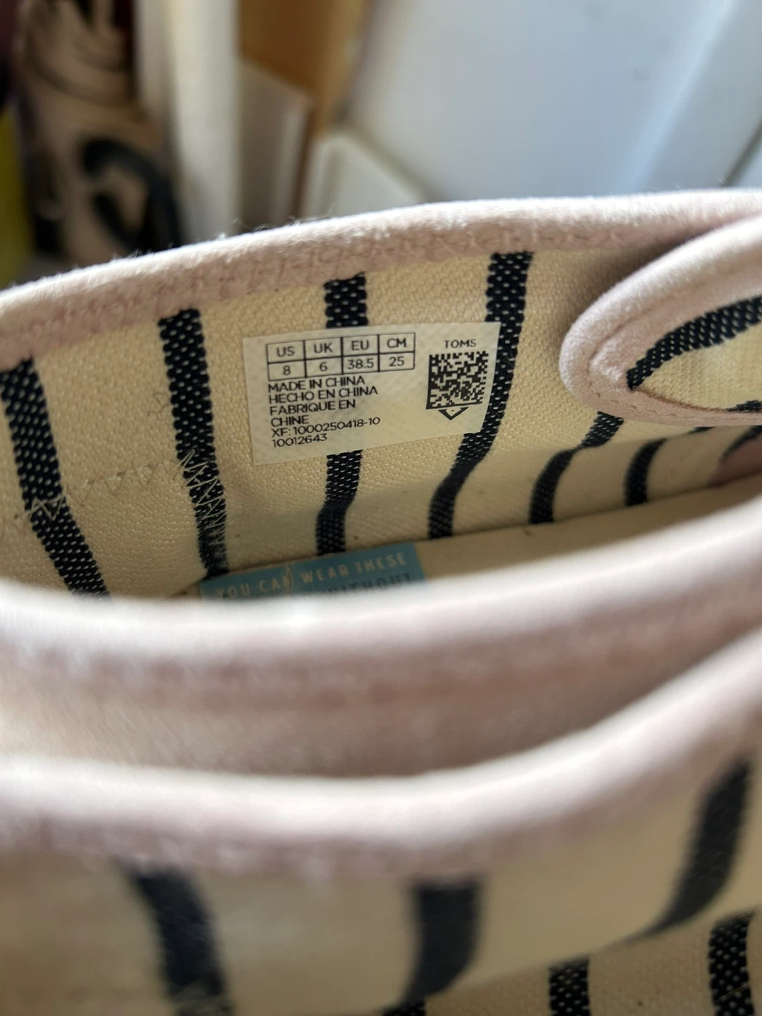 TOMS Embroidery Booties  size - photo 4