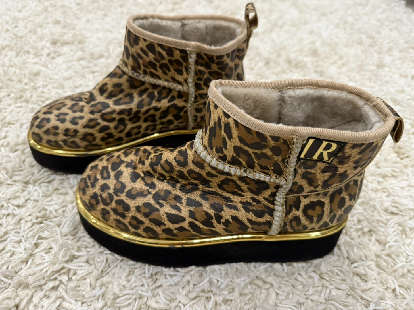 Rinzone Leopard Print Shearling Lined Boots