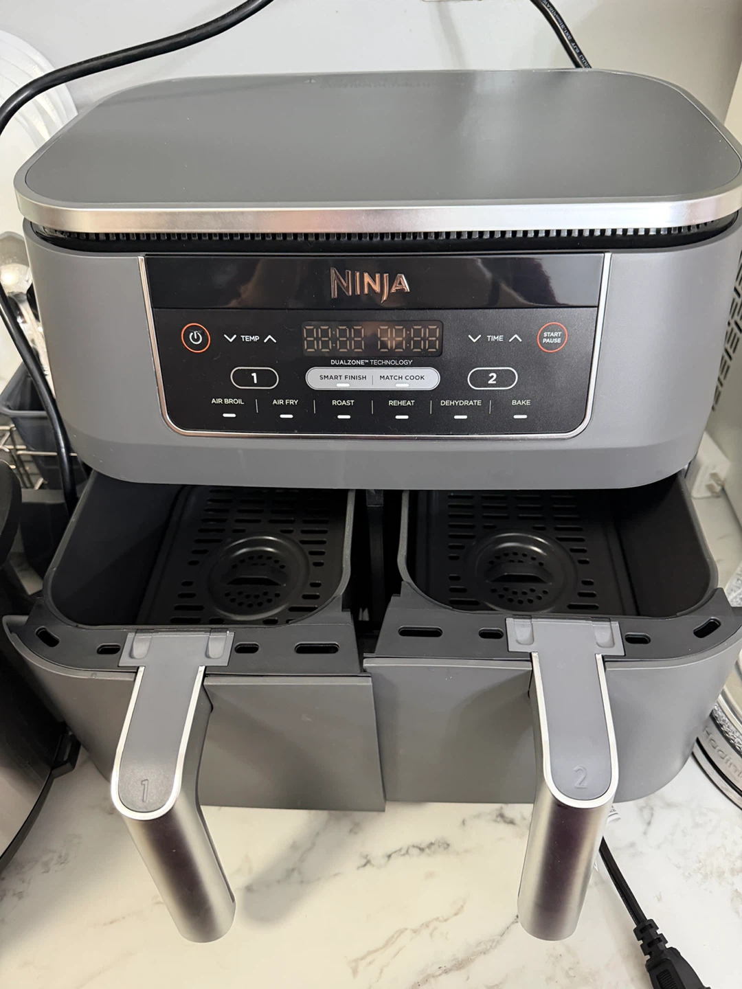 Ninja DualZone Air Fryer - photo 2