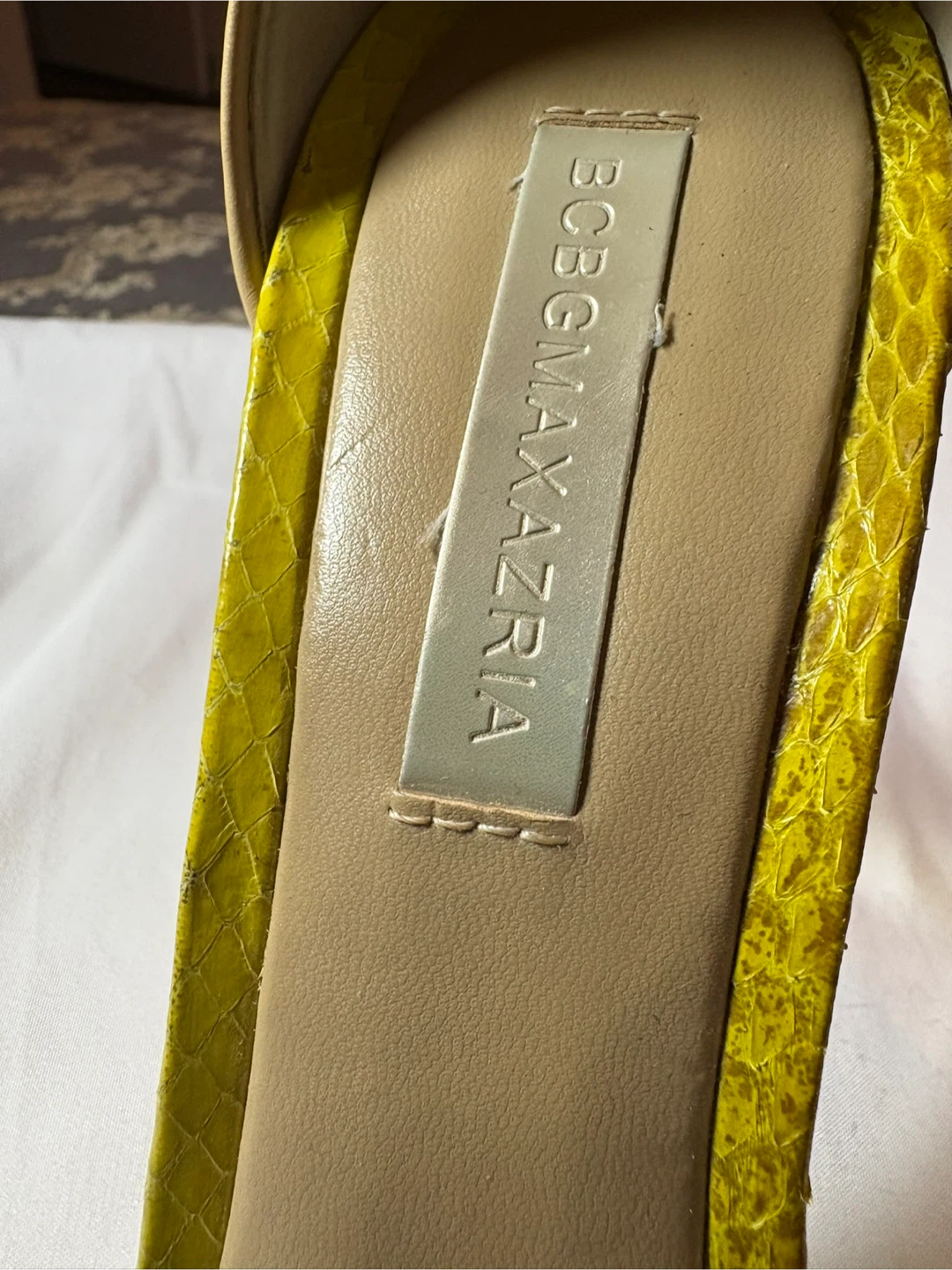 BCBGMAXAZRIA Yellow Stiletto Heels - photo 3