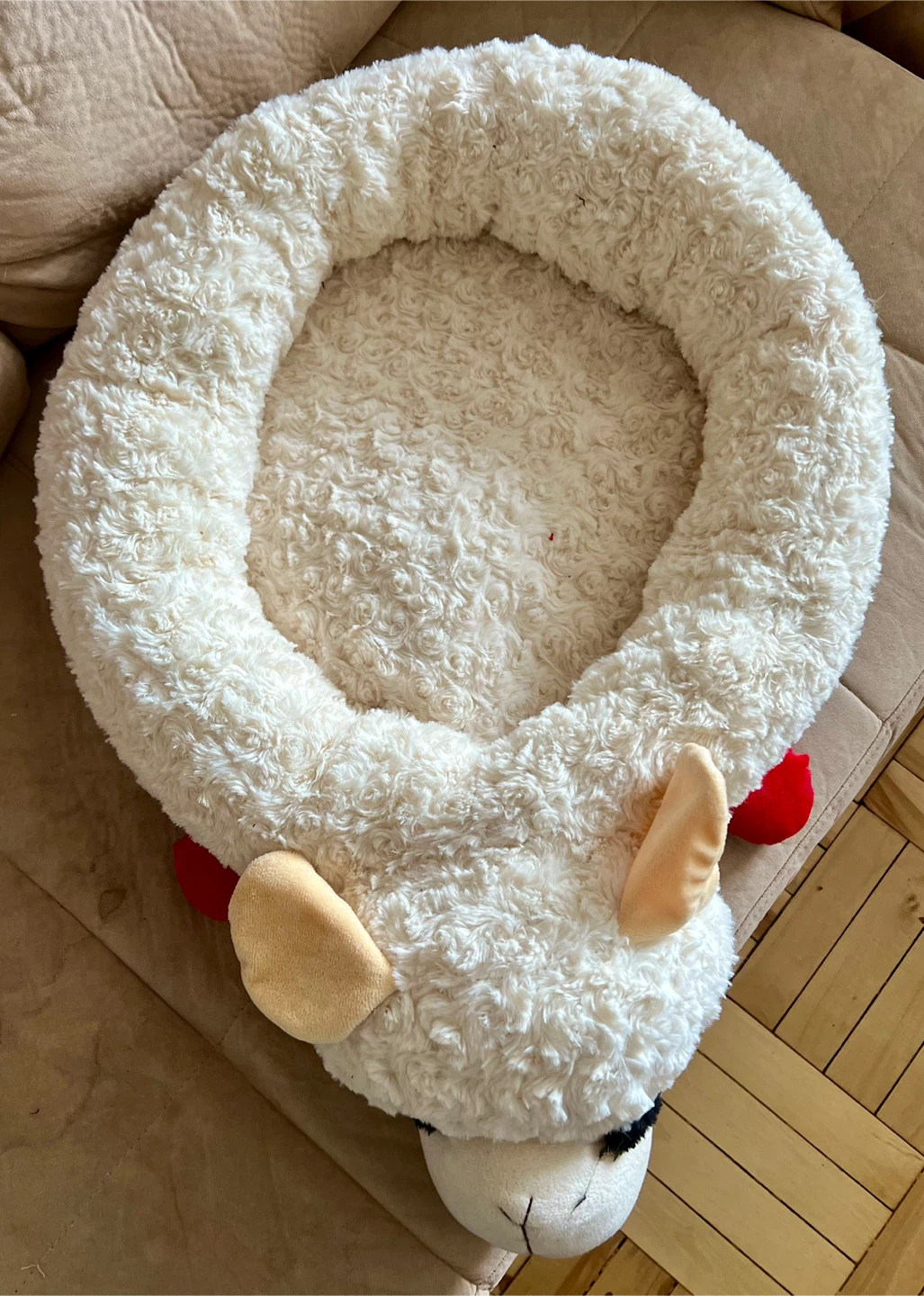 Lambchop Pet Bed - photo 5