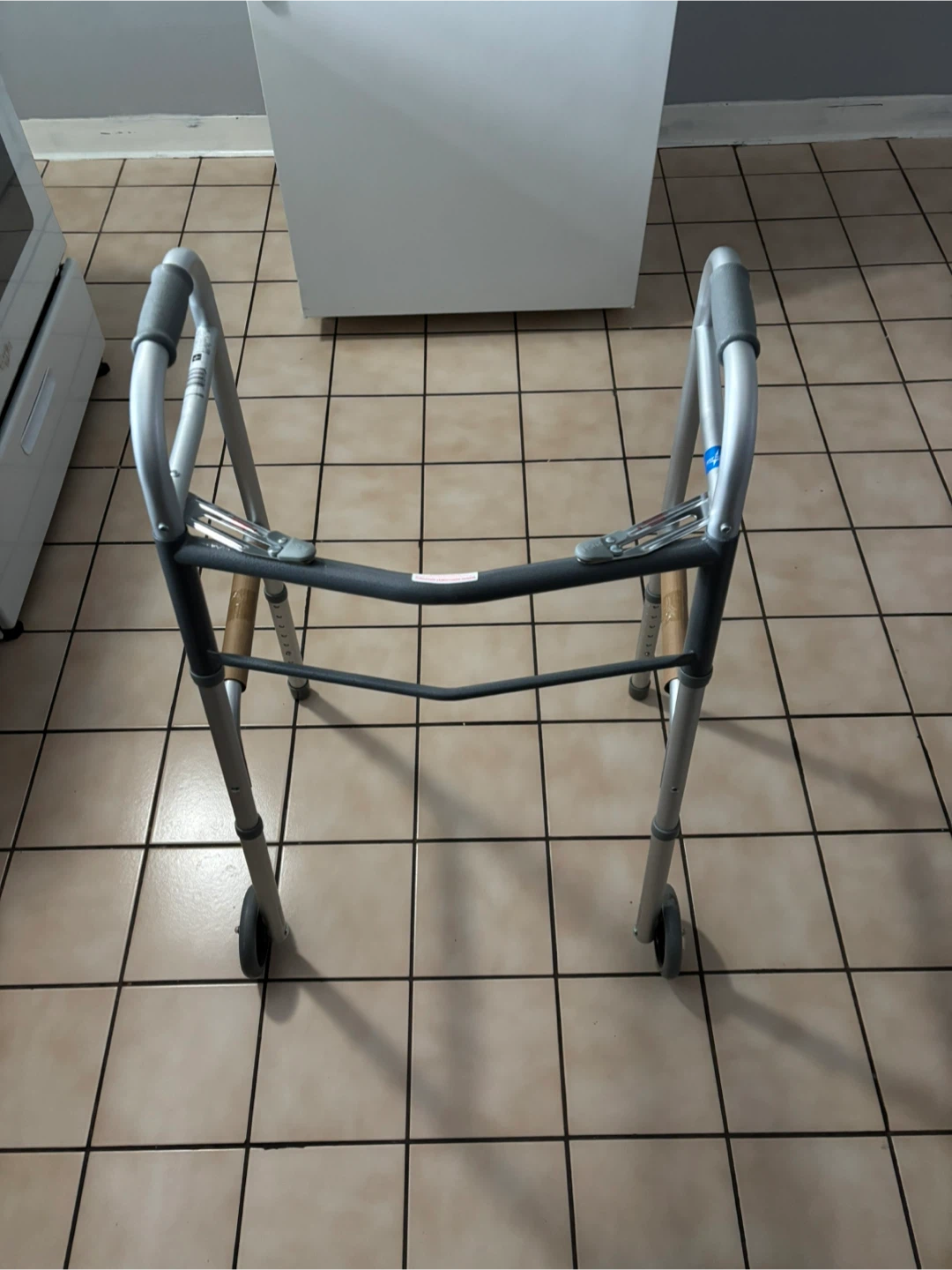 Aluminum Walker with Wheels - photo 2