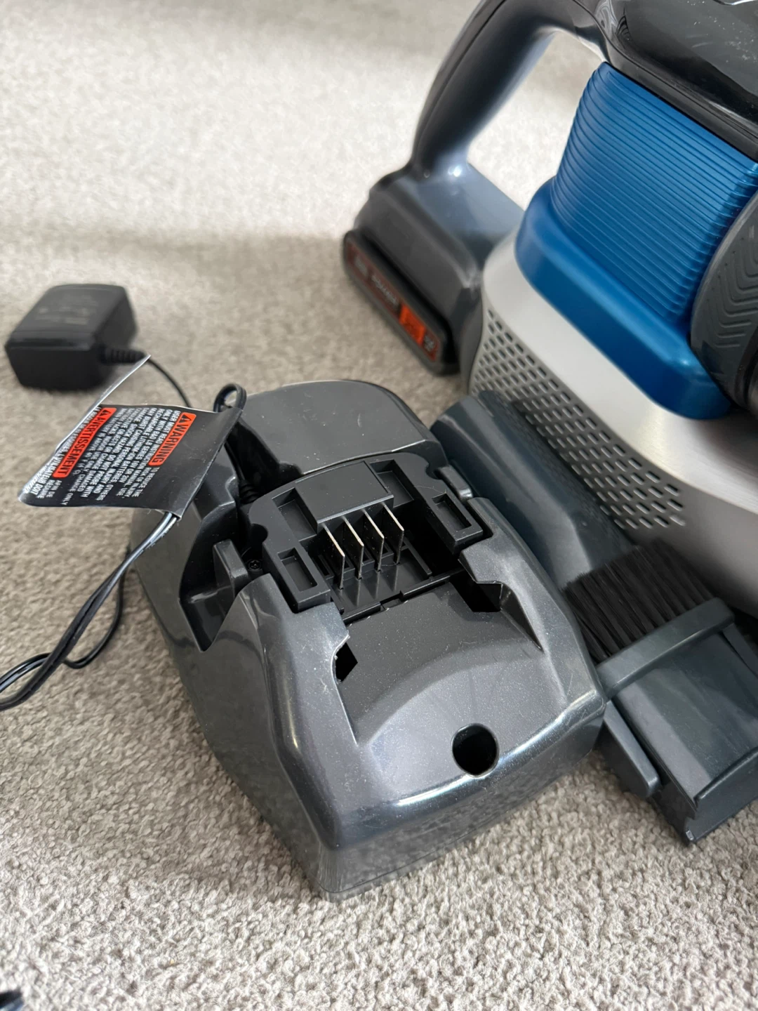 Black+Decker Powerseries Cordless Stick Vacuum, Missing Wheel - photo 4