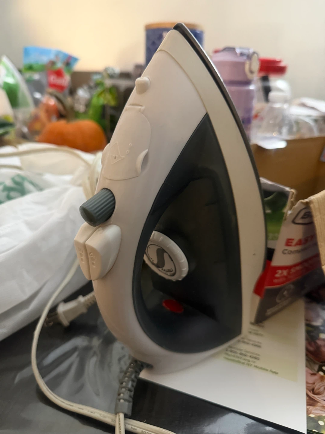Smarttek Electric Steam Iron - photo 3