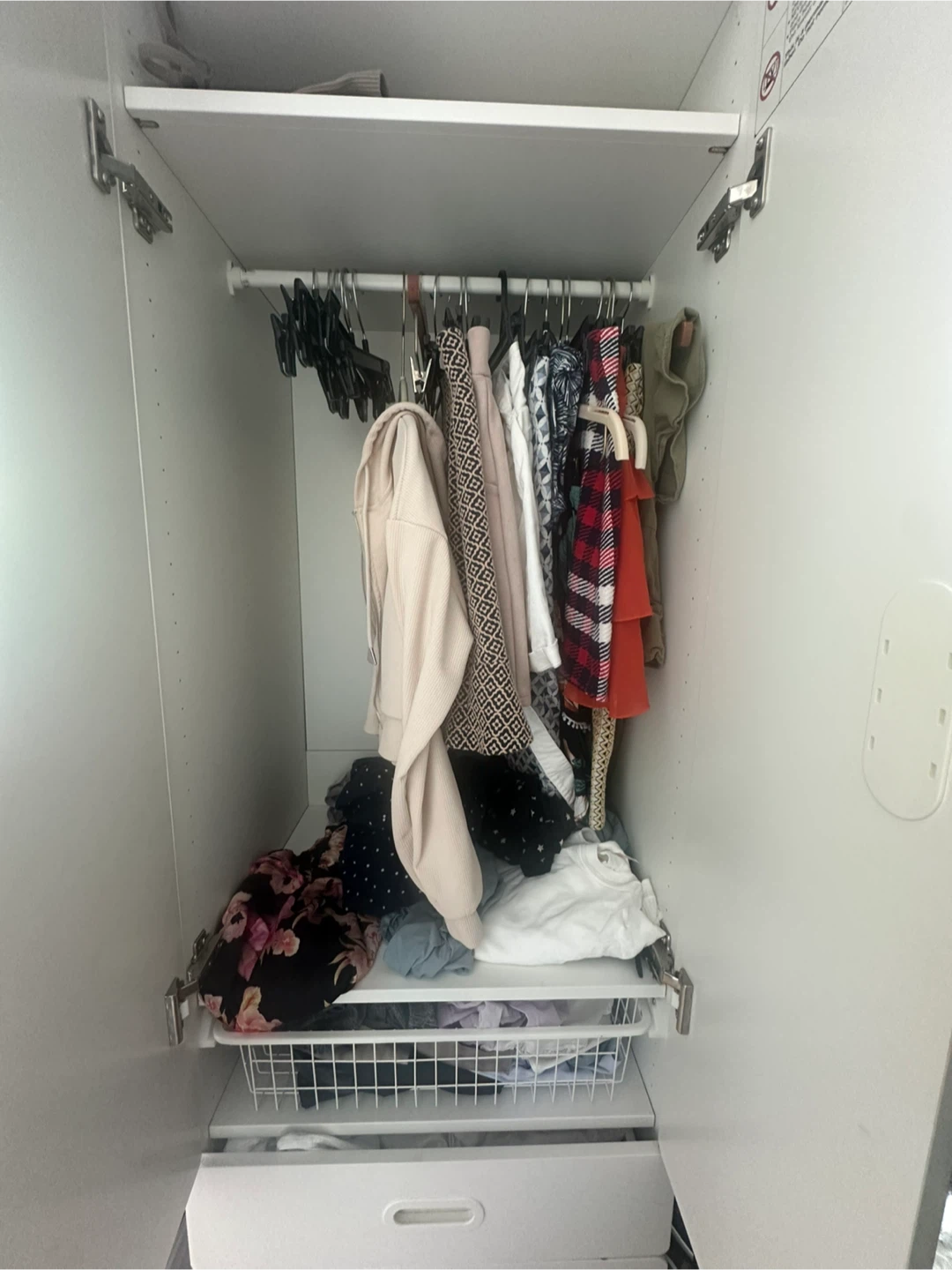 White Double Door Wardrobe with Drawers - photo 3