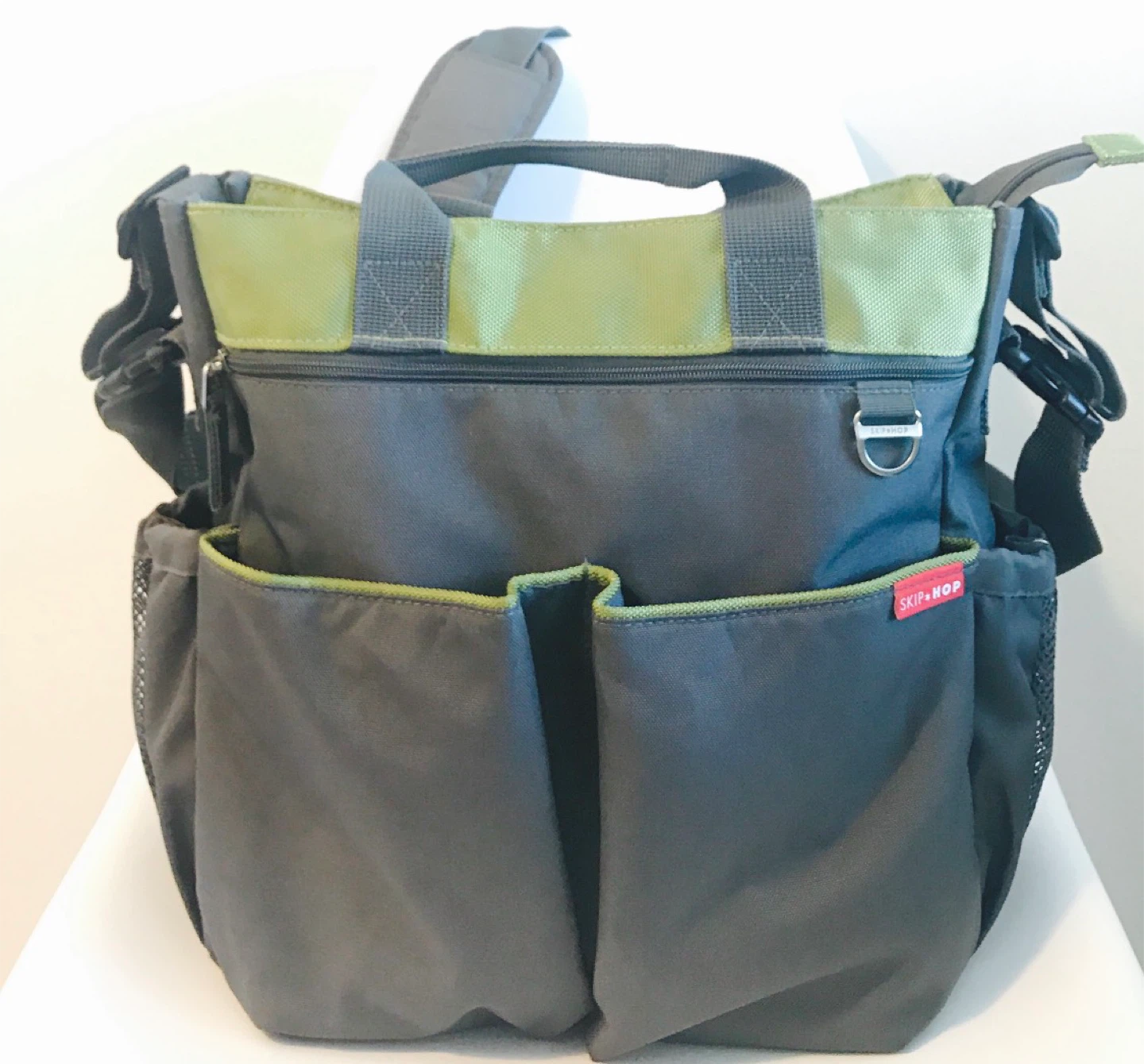 Skip Hop Diaper Bag // never used !
