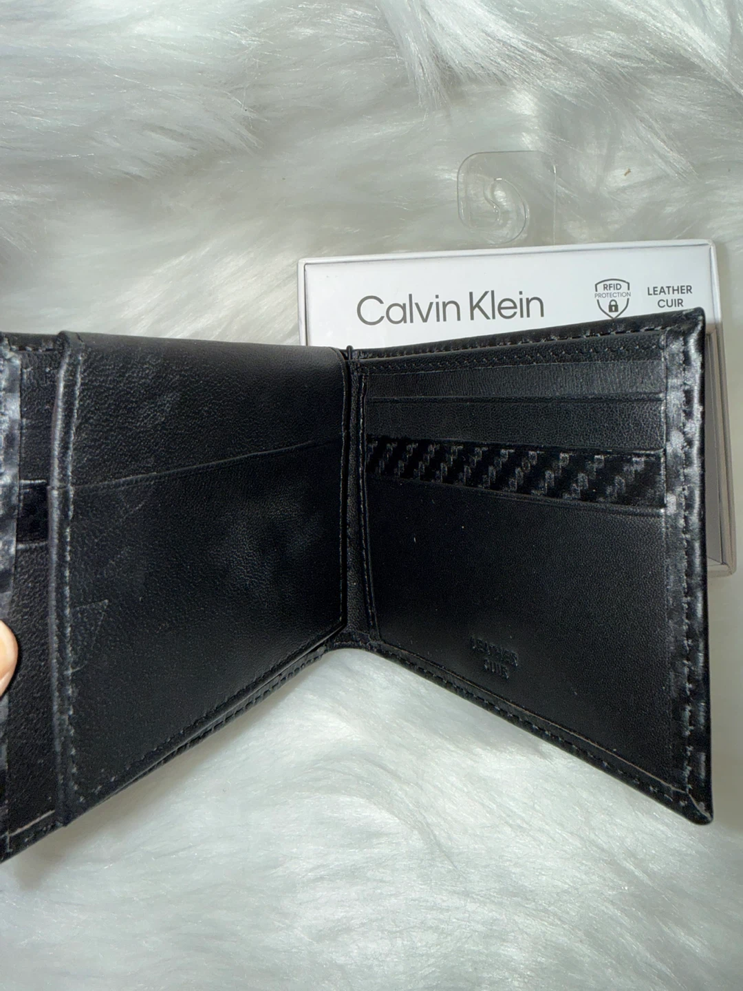 Calvin Klein Wallet - photo 2