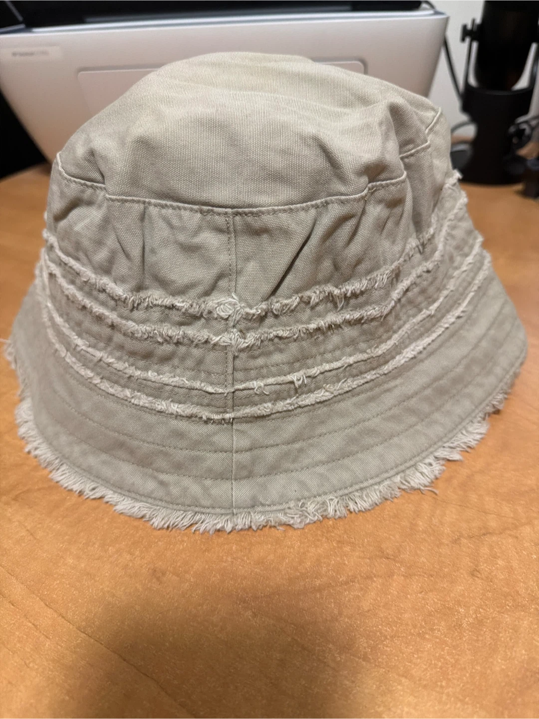 Royal Robbins Bucket Hat L/XL Tan Cotton