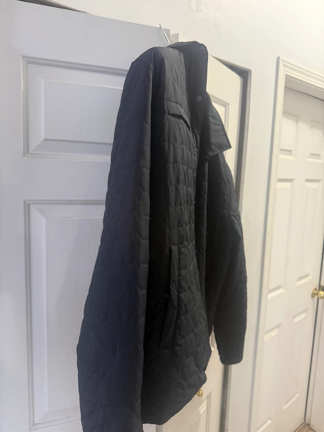 Tracker Tracker Season 1 Crew Jacket - photo 4