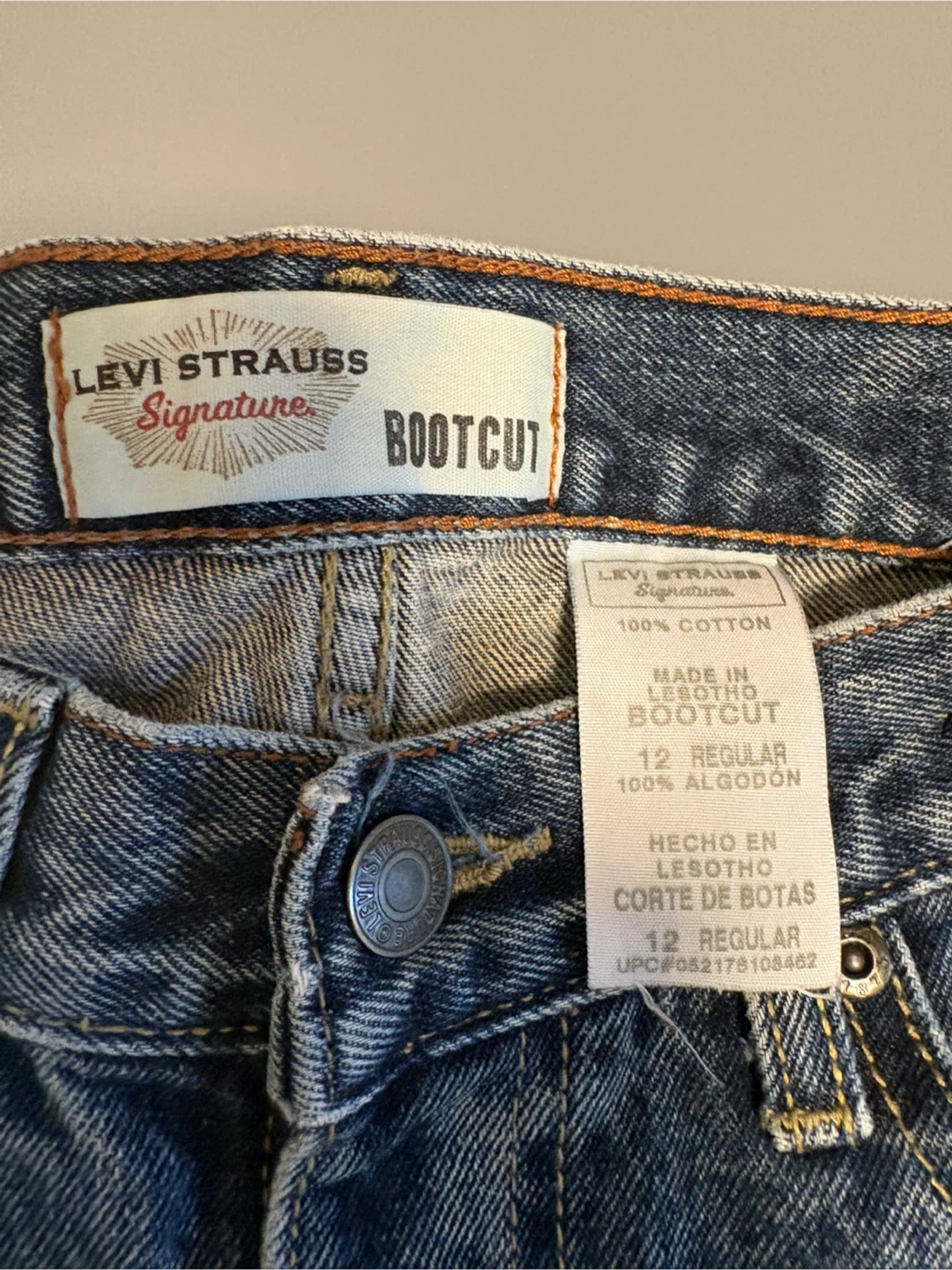 Levi Strauss Signature Bootcut Jeans - Size 12 Regular - photo 2