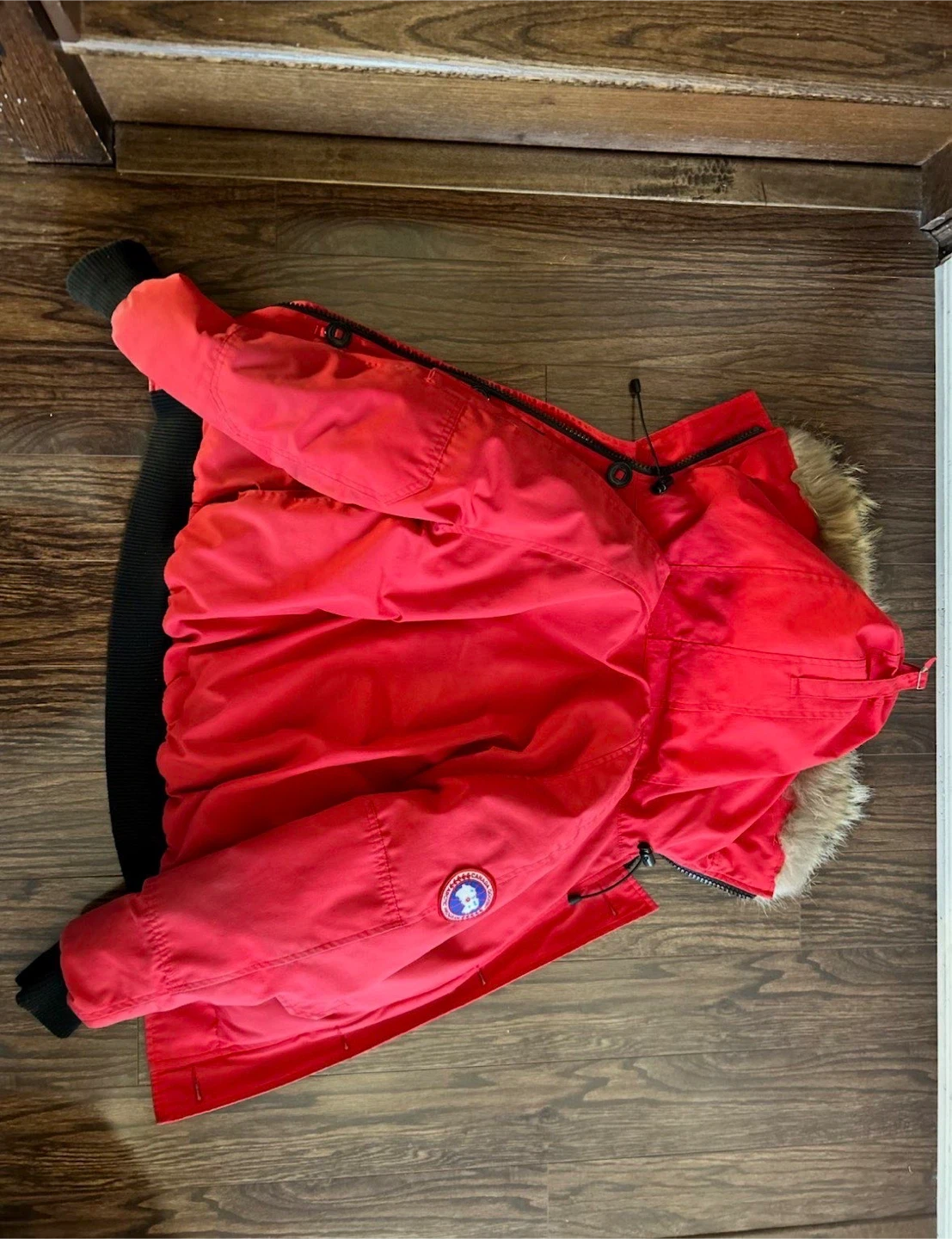 Canada Goose Red Bomber Jacket - photo 2