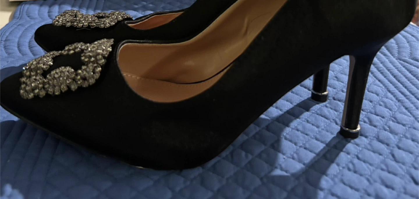 NEW-$4-Black Satin Style Heels with Rhinestones Size 7.5 - photo 2