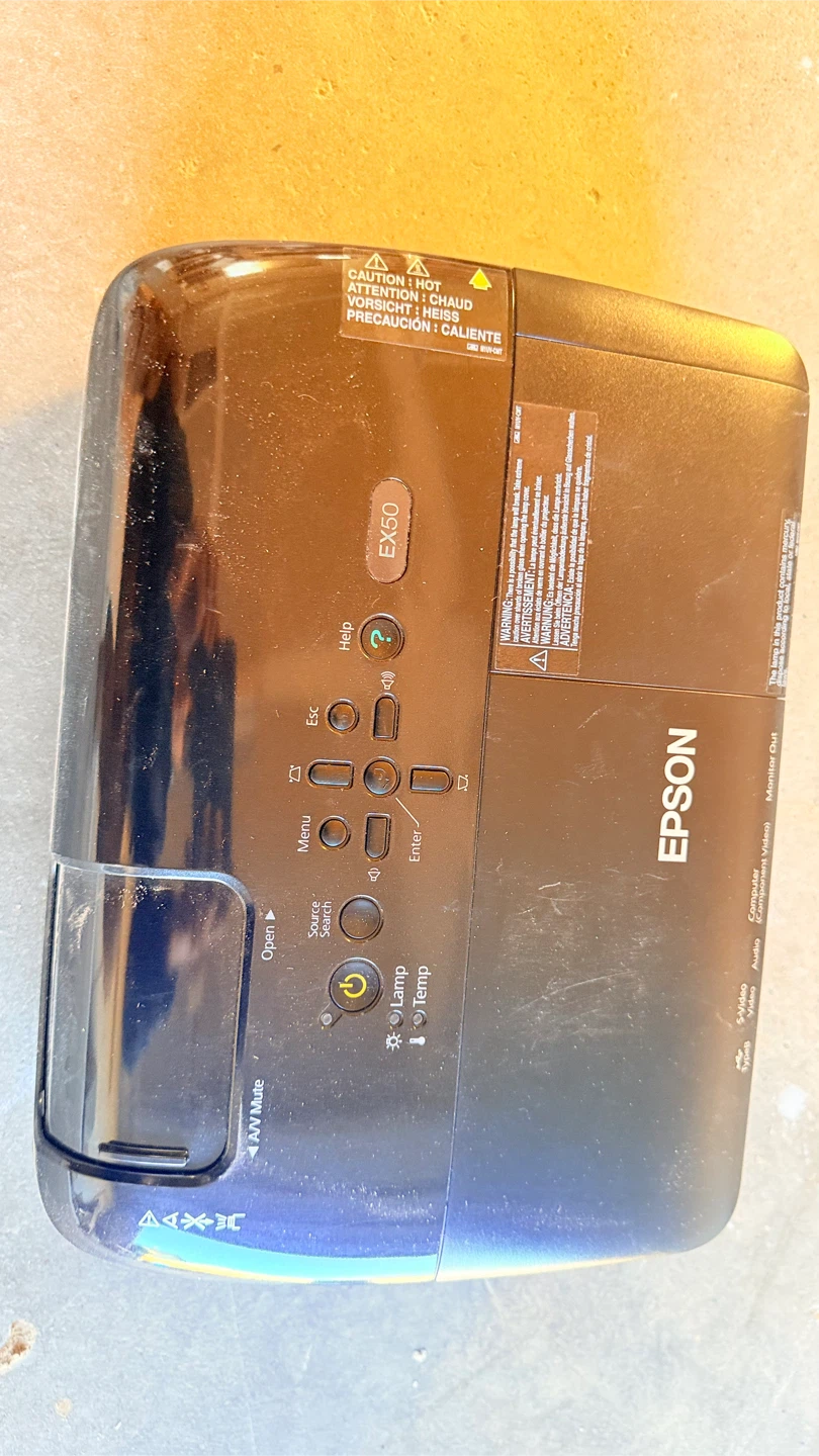 Epson EX50 LCD Projector - photo 3
