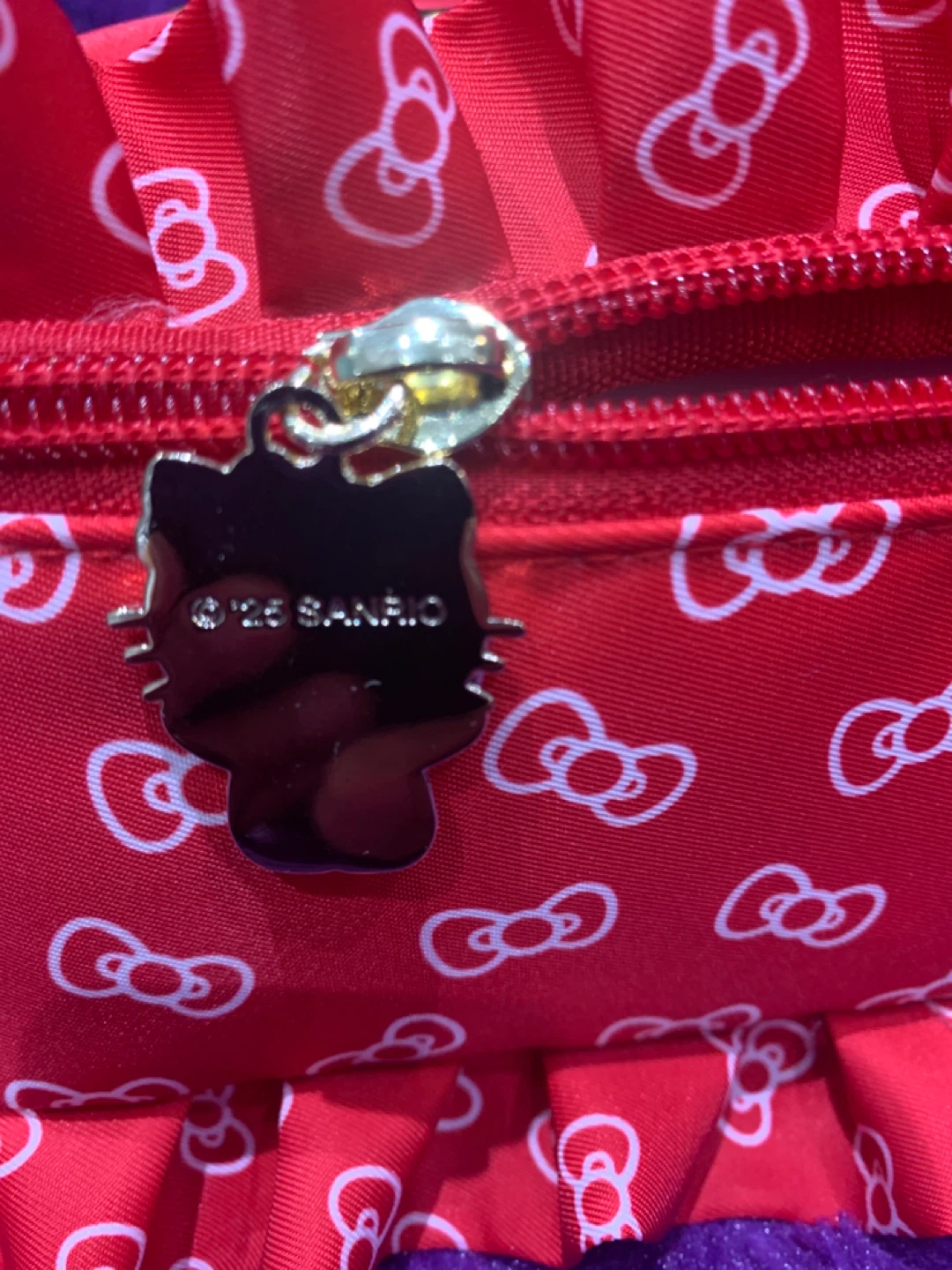 Hello Kitty Red Cosmetic Bag - photo 3