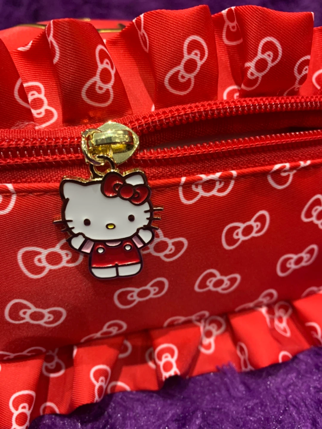 Hello Kitty Red Cosmetic Bag - photo 2