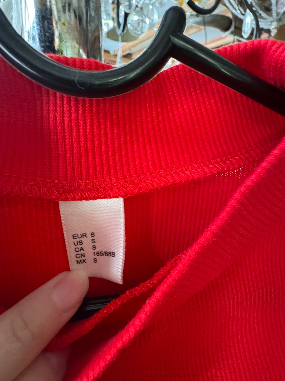 Red Ribbed Mock Neck Flutter Sleeve Top - Size S - photo 2