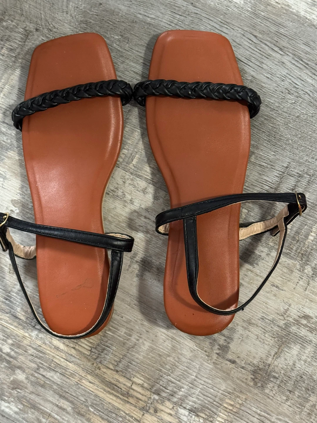 Women's Flat Sandals