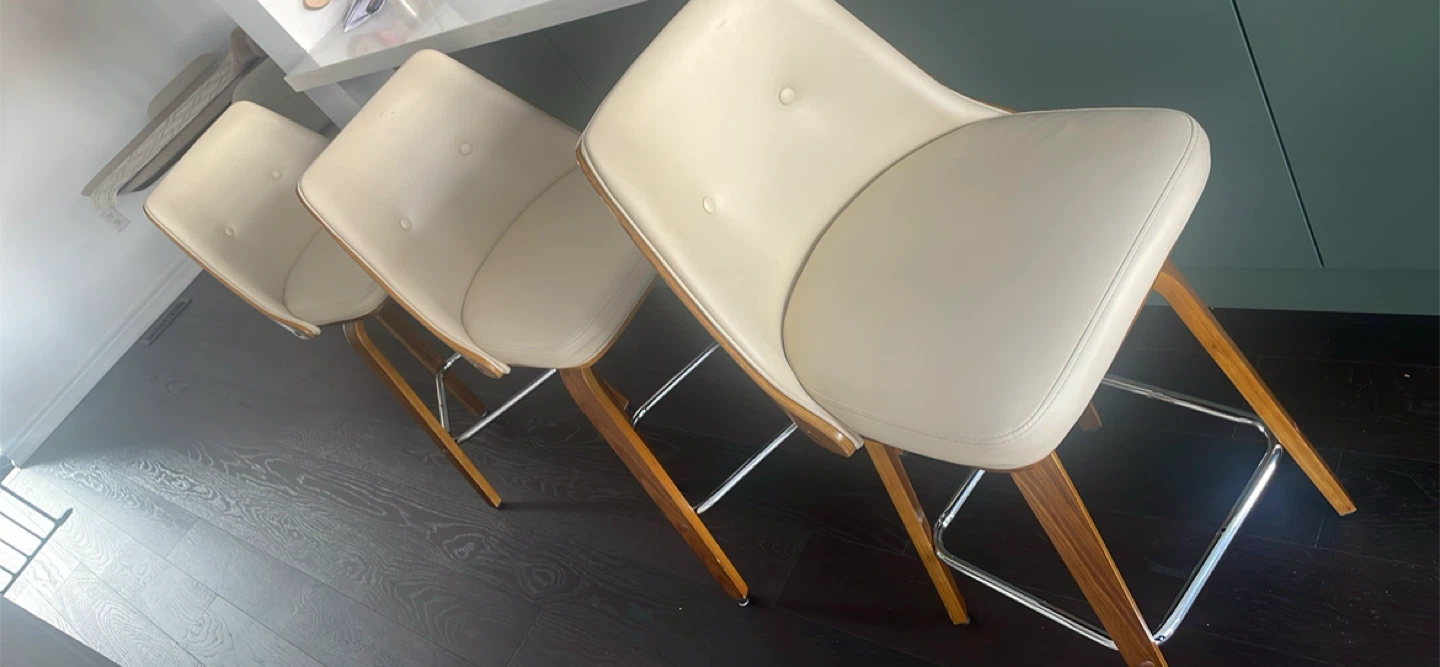 Cream Bar Stools (Set of 4)