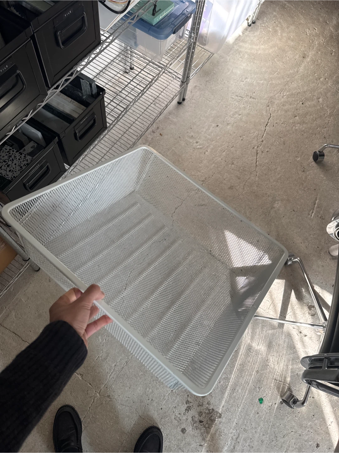 White Mesh Tray Organizer