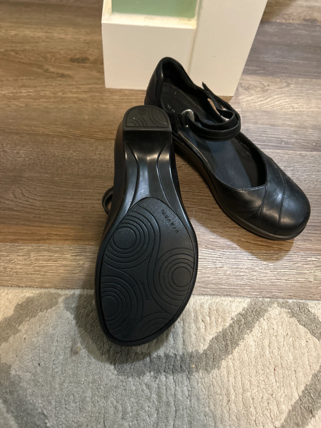 Aravon  Black Leather Mary Jane Shoes - photo 2