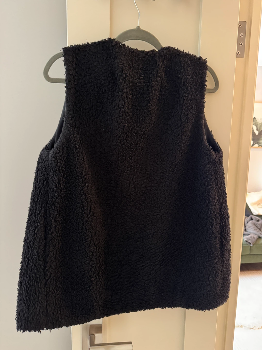 Wilfred Sherpa Vest - Black - photo 2