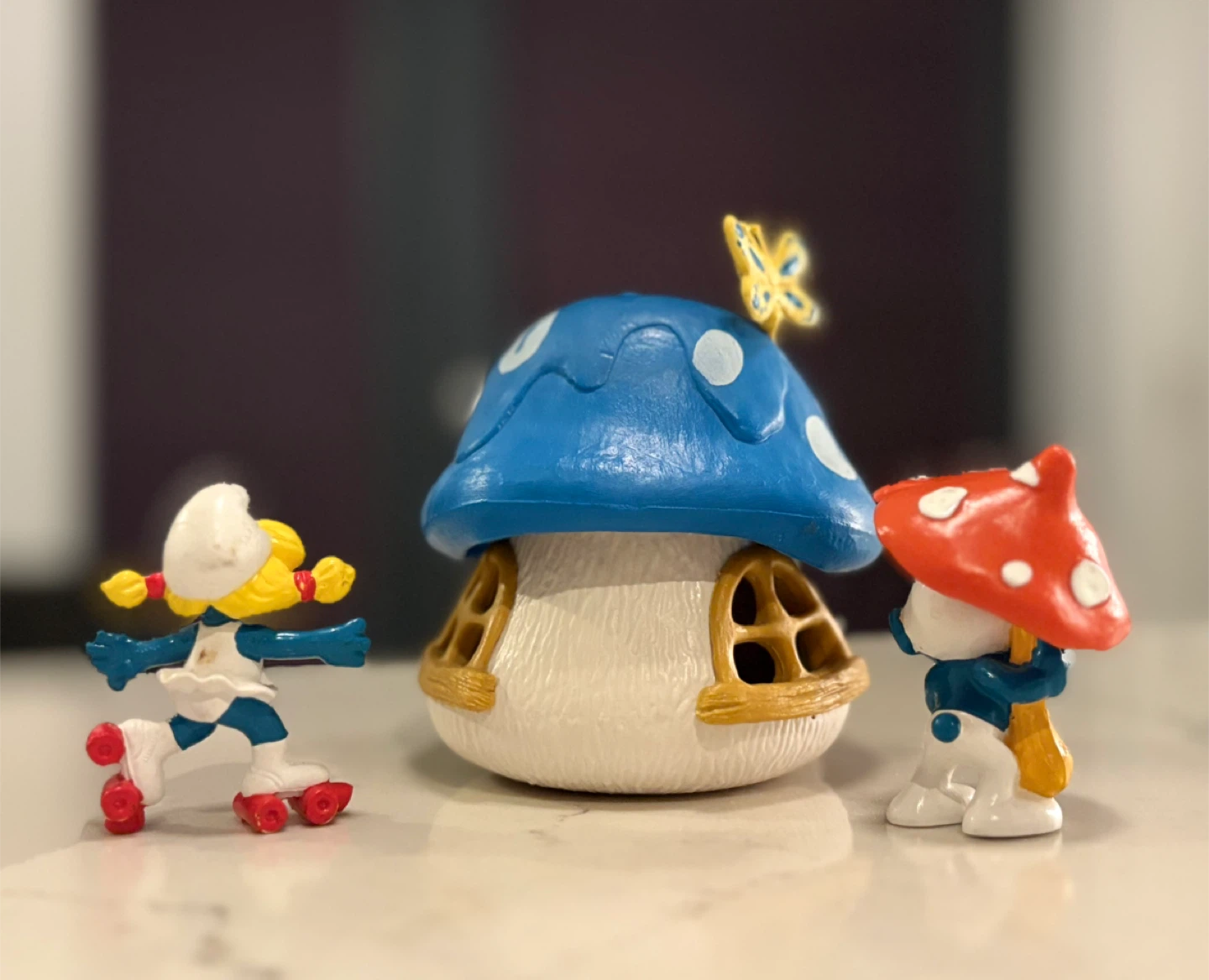 Vintage Schleich Smurf Mushroom Cottage House & Figurines - photo 2
