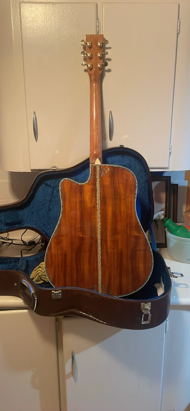 STUNNING Acoustic Guitar - photo 2