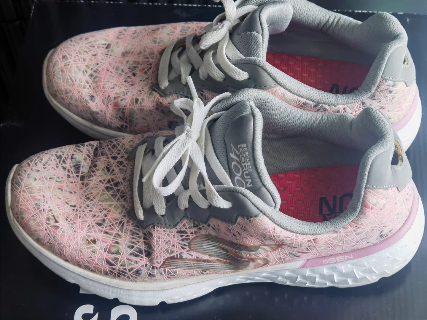 Skechers Goga Run Pink Pattern Women's Running Shoes size US 8 - photo 2