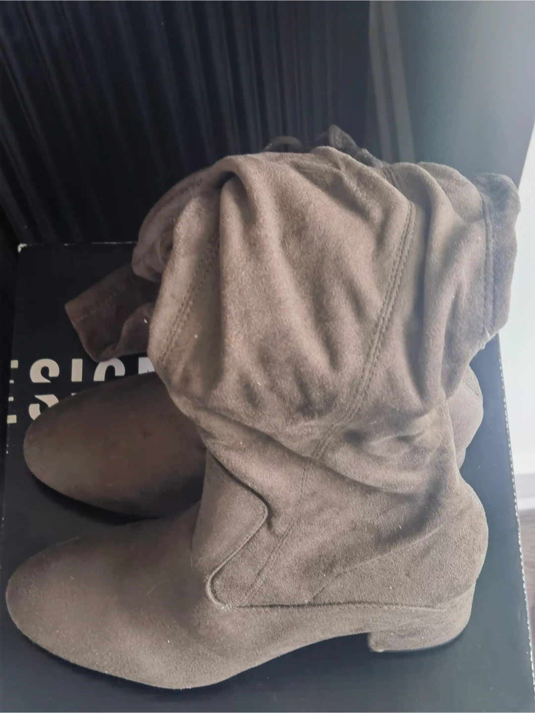 Brown Suede-like Slouch Boots size US7.5 length 62cm
