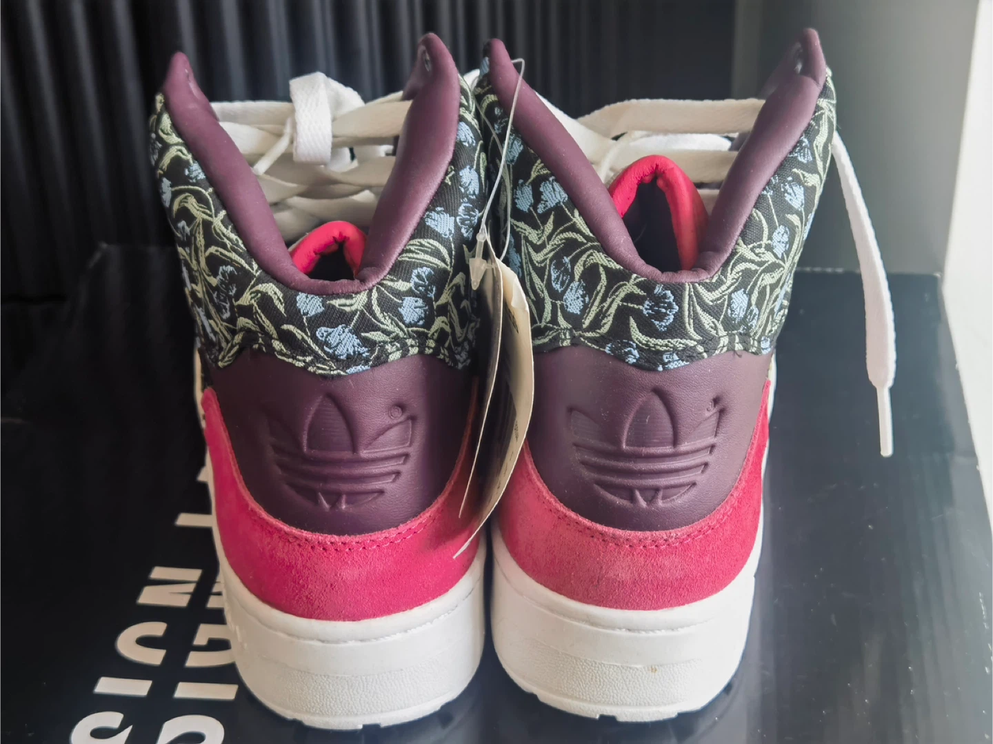 Adidas High-Top Sneakers Floral Print - photo 3