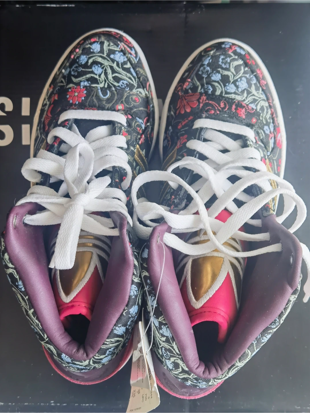 Adidas High-Top Sneakers Floral Print - photo 2