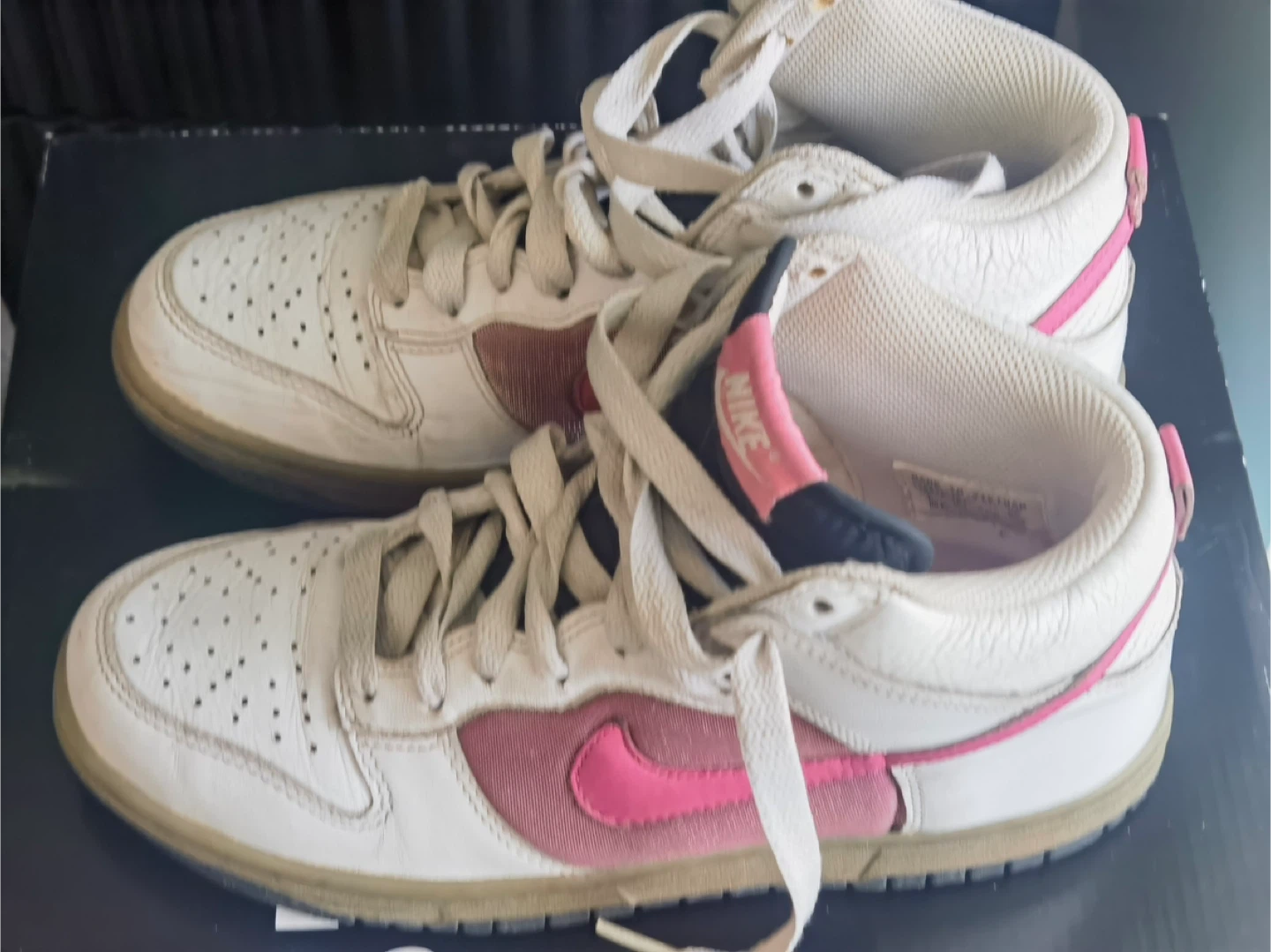 Nike Dunk High Sneakers White Pink Women's Size 7 - photo 2