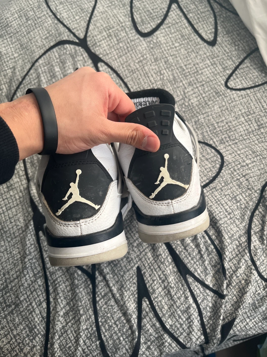 Air Jordan 4 Retro - photo 5