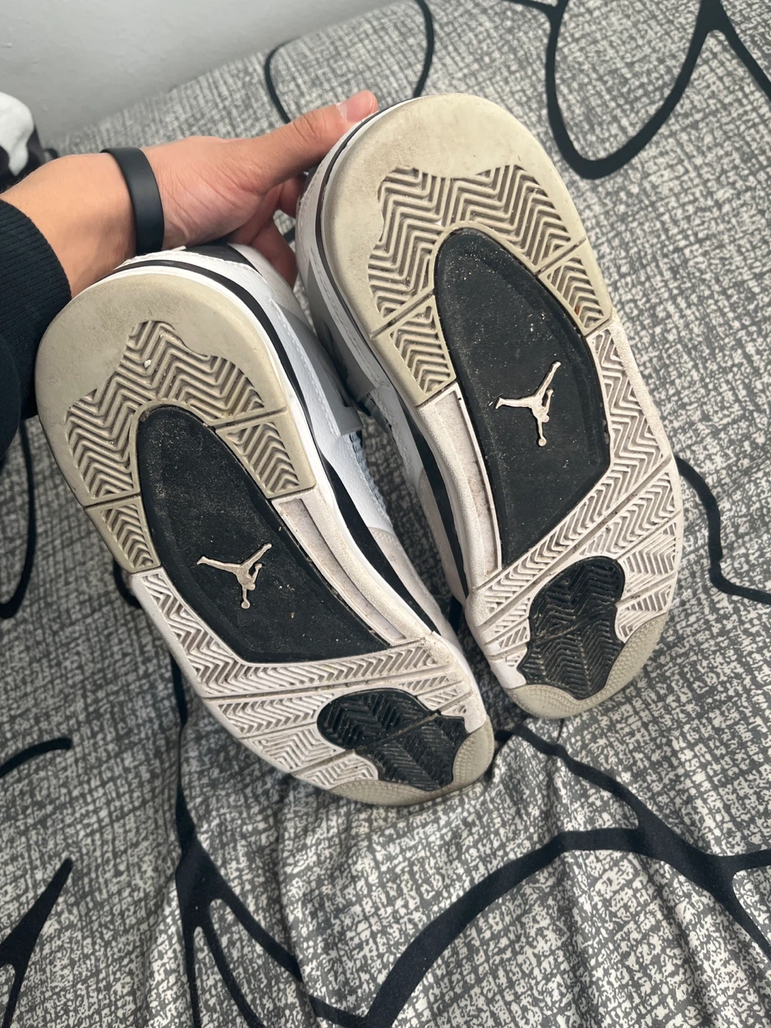 Air Jordan 4 Retro - photo 4