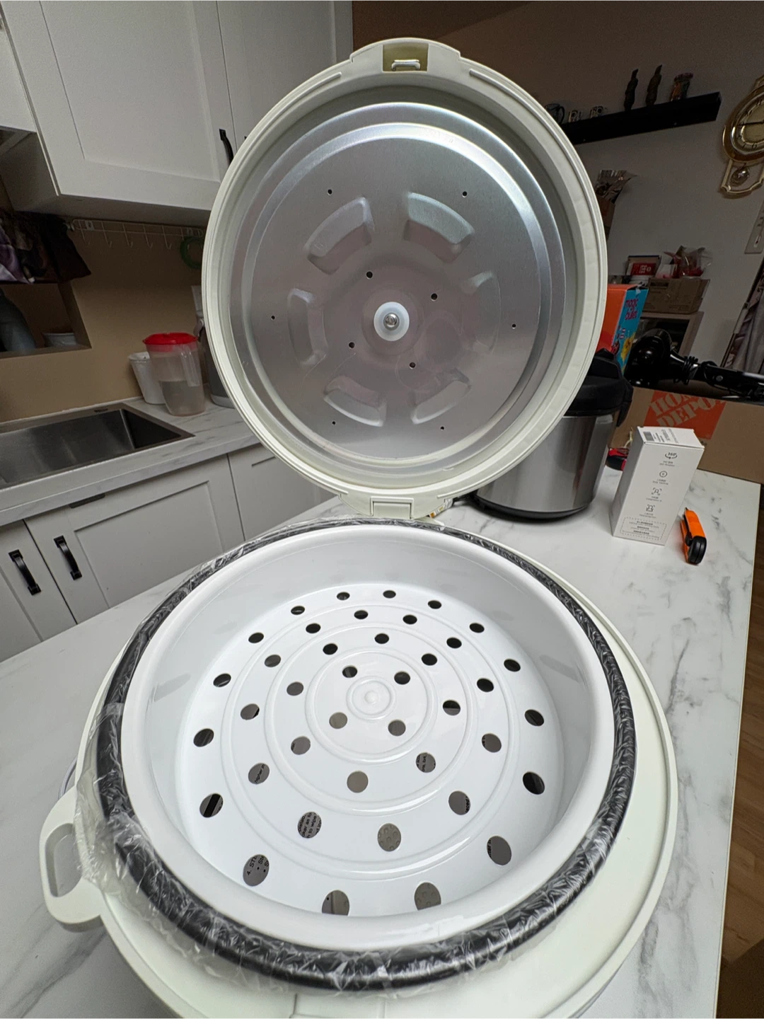 Sunpentown SC-1811 Electric Rice Cooker with Steamer - photo 4