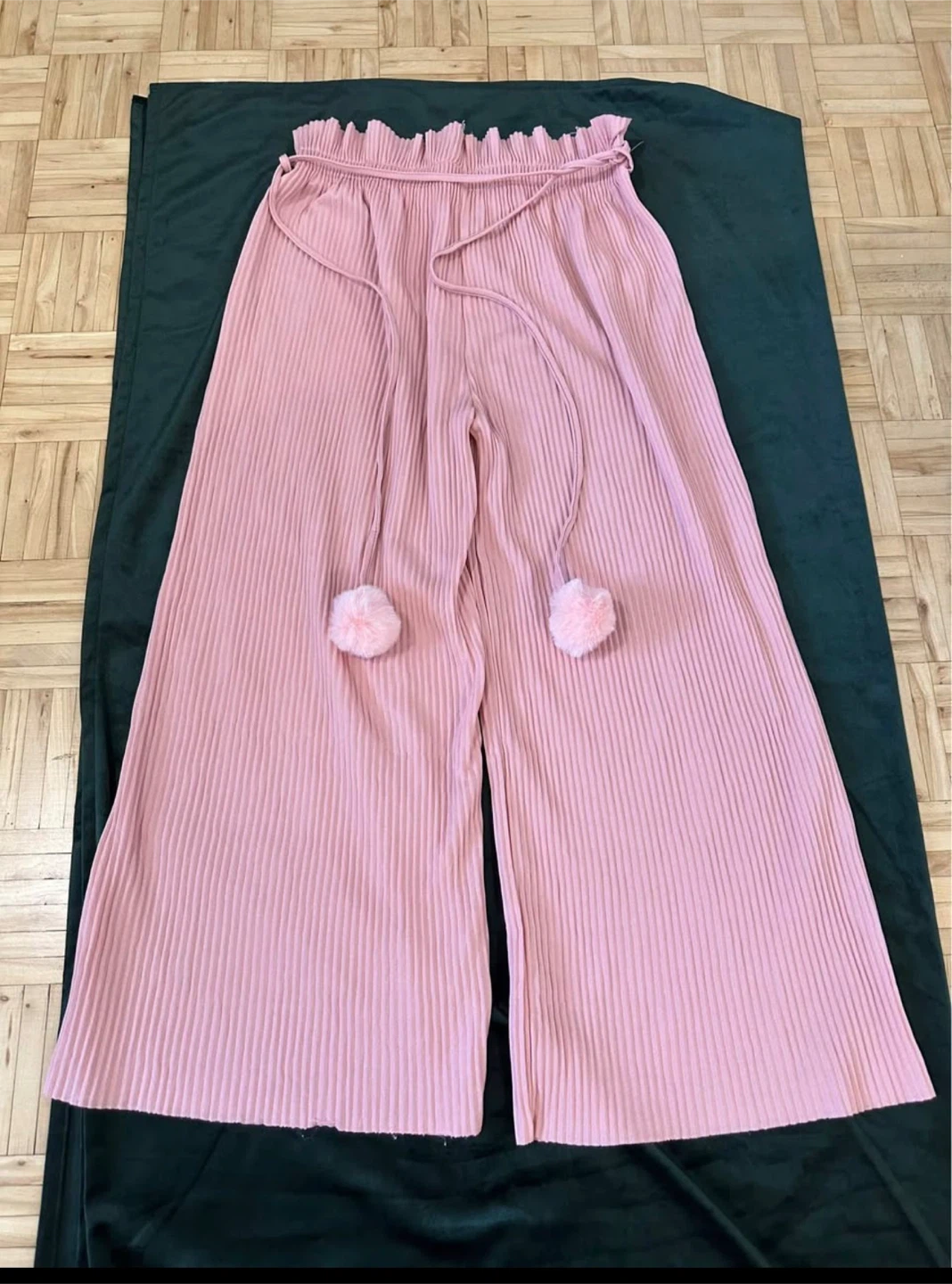 Women’s palazzo pant new (S) - photo 2