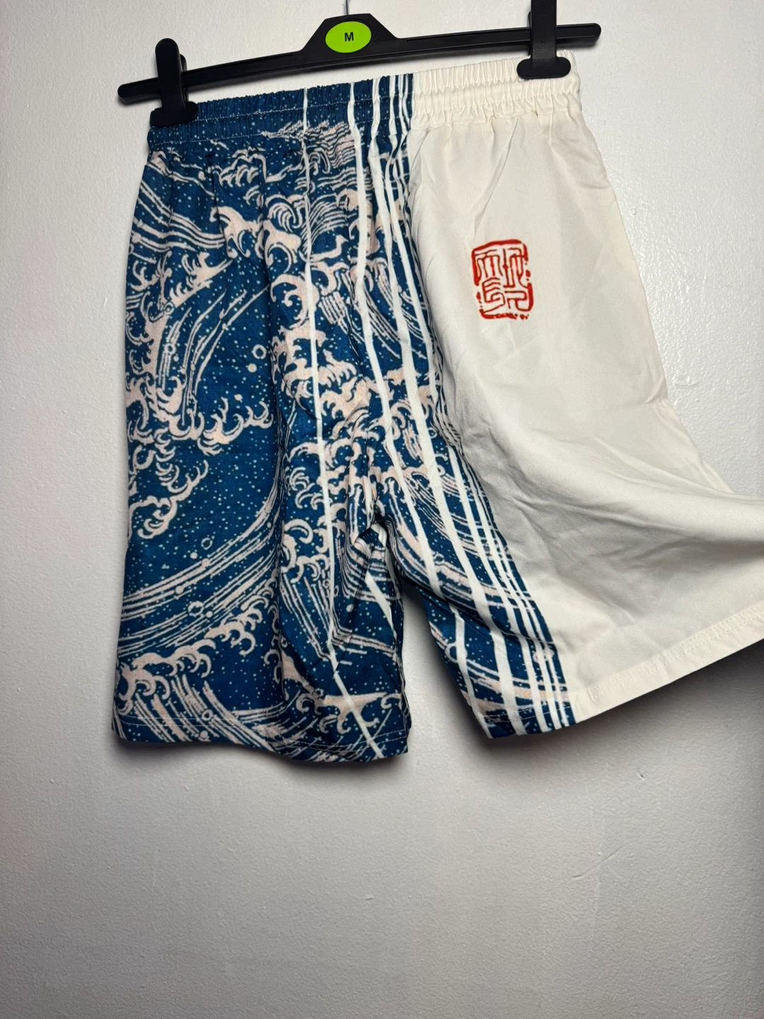 Men's Japanese Wave Print Shorts Size S - photo 2