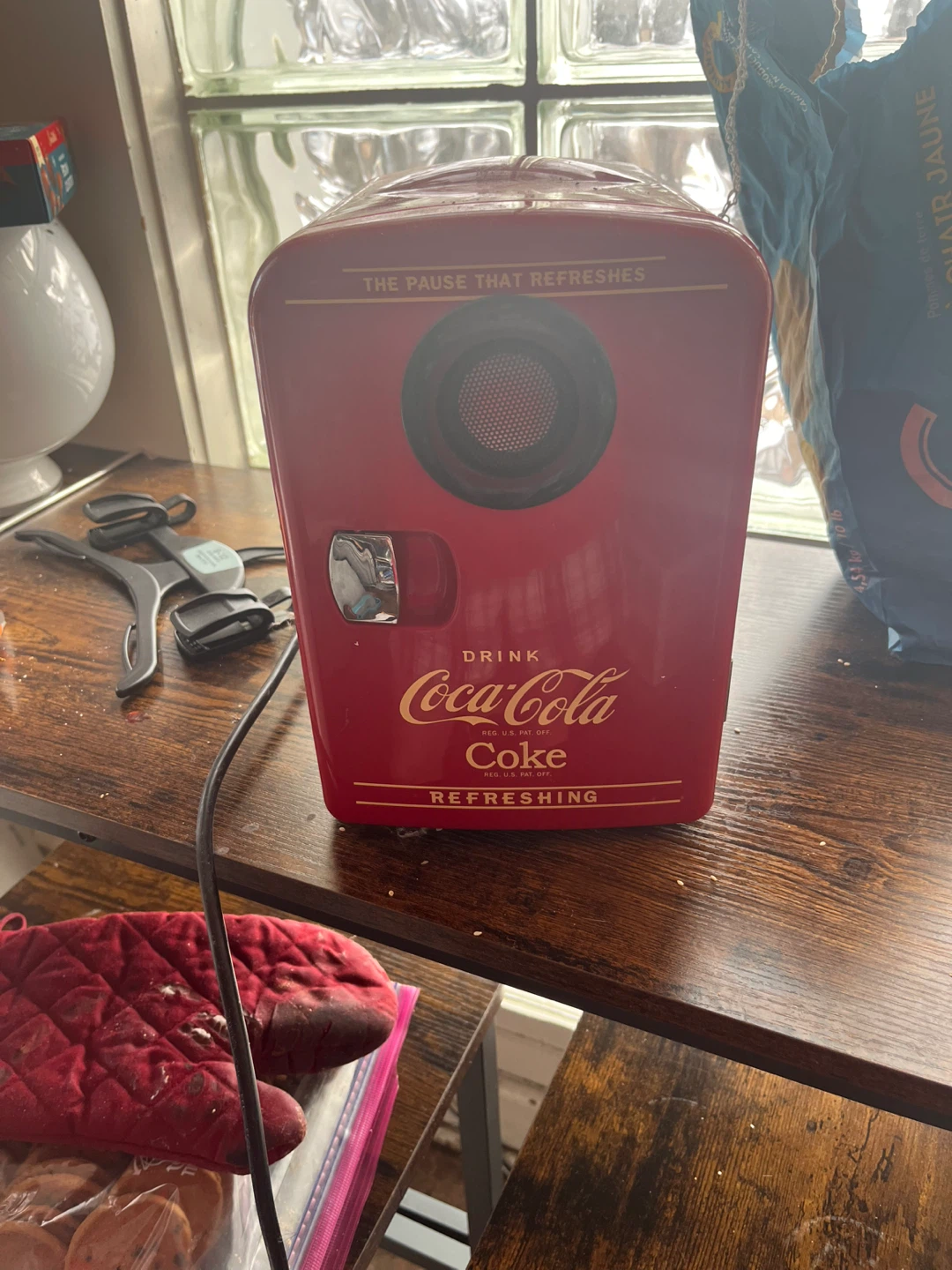 Bluetooth Coca-Cola Mini Fridge